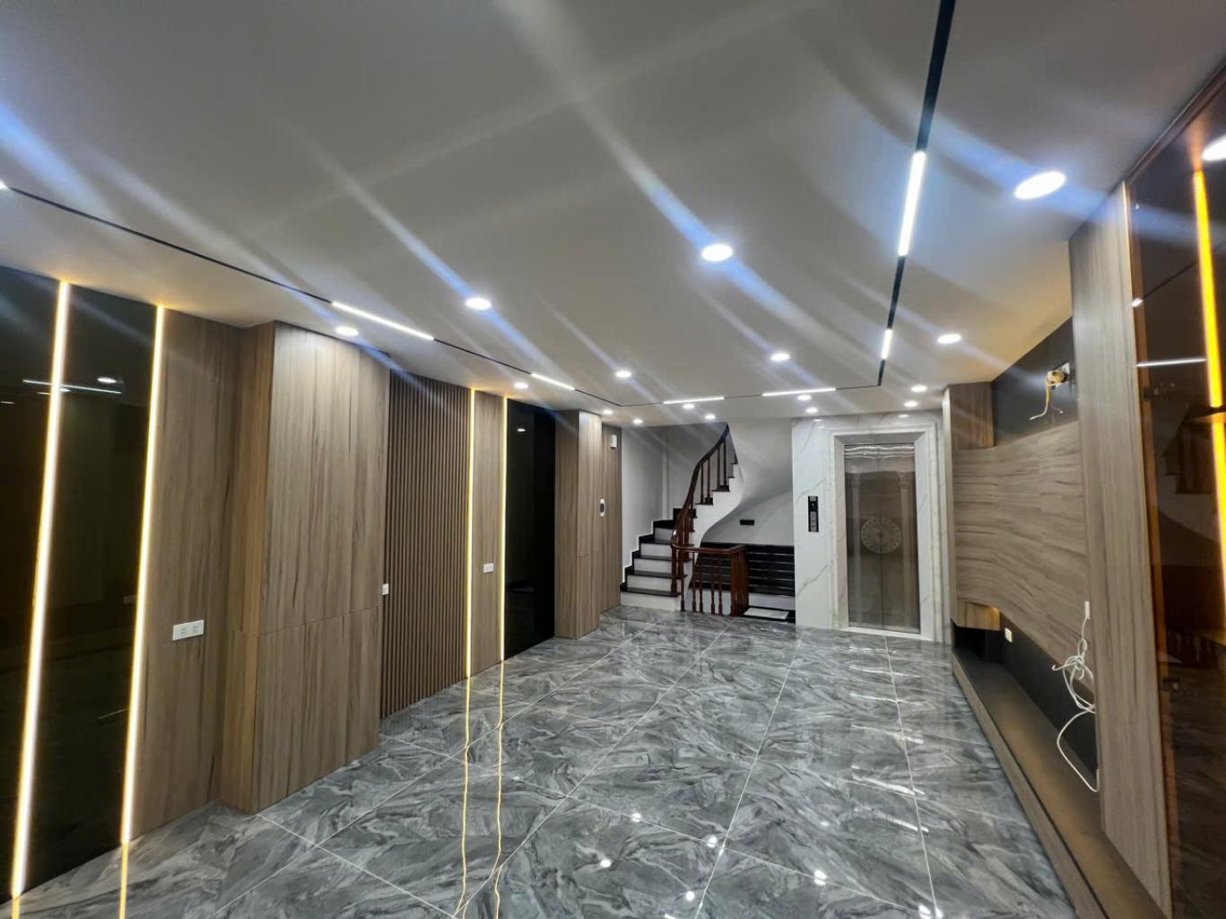 Phân lô Đền lừ Hoàng Mai ô tô chạy vòng quanh kinh doanh 6 tầng thang máy - Ảnh 2